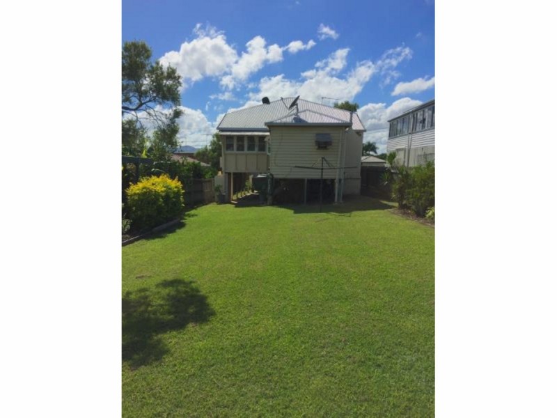 63 Woodville Street, Wandal QLD 4700